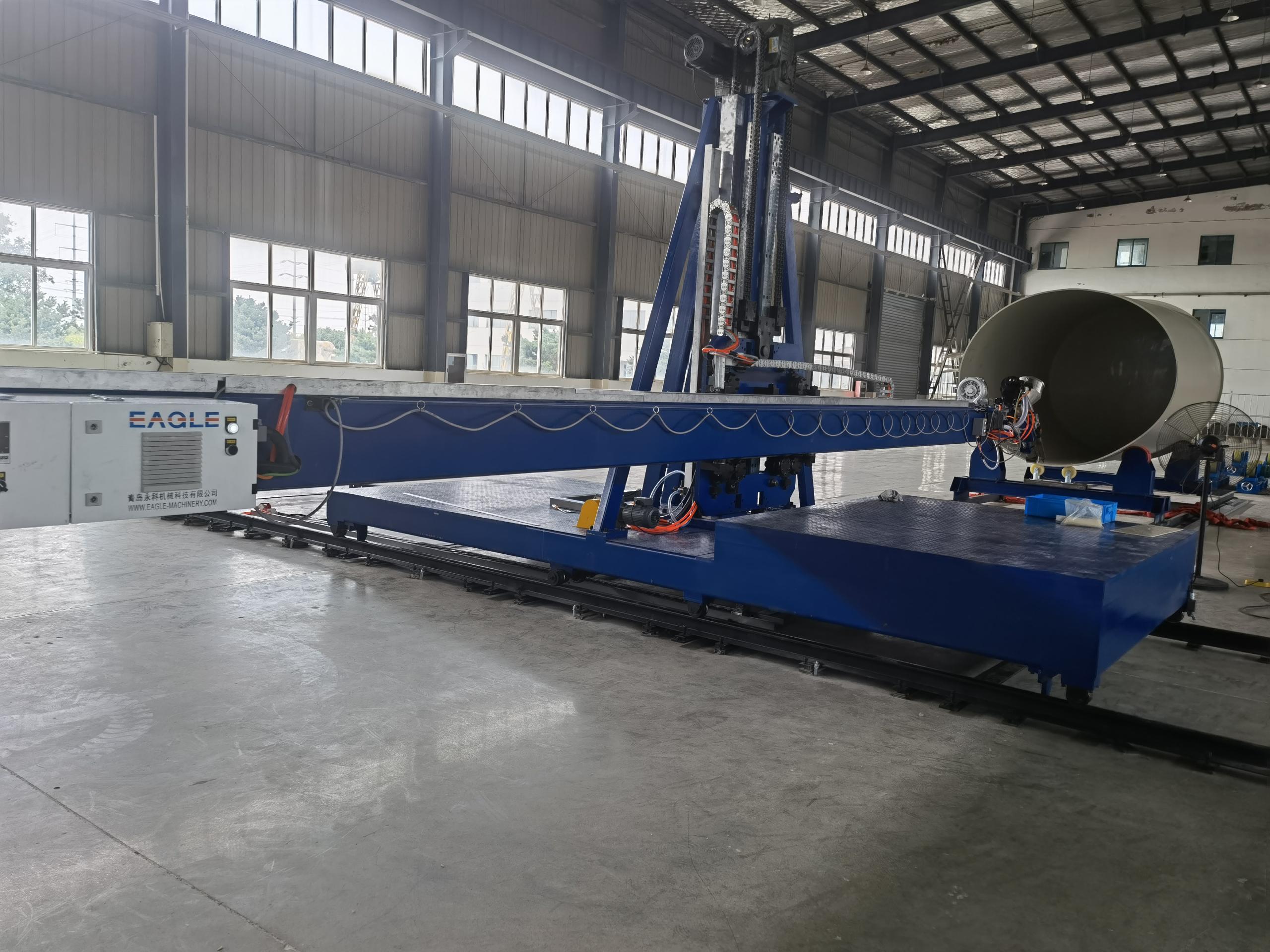 Multifunctional universal welding machine 